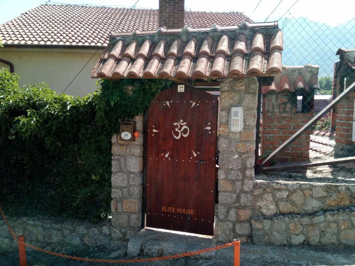 Yard House Trpejca Hotel Ohrida Exterior foto